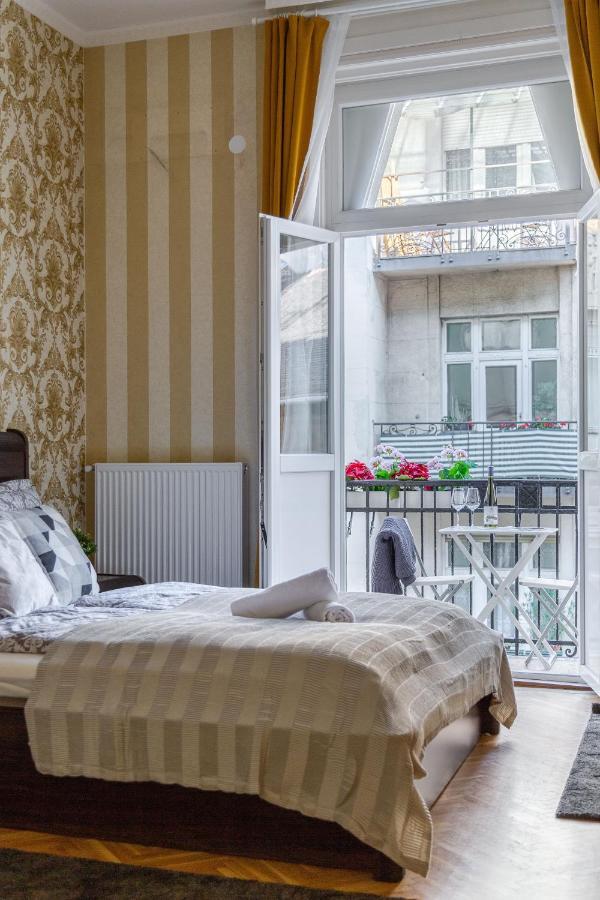 Luxury Downtown Home By Anna Budapest Exterior foto